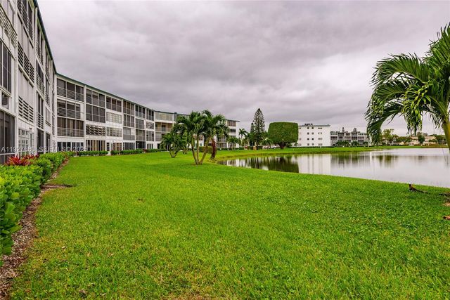 1061 Exeter D 1061 D, Boca Raton, FL 33434