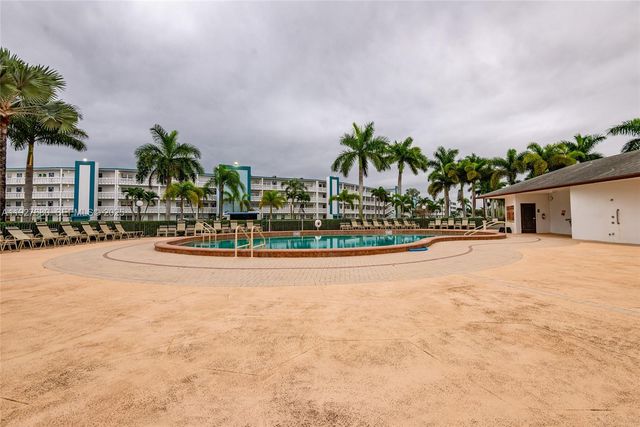 1061 Exeter D 1061 D, Boca Raton, FL 33434