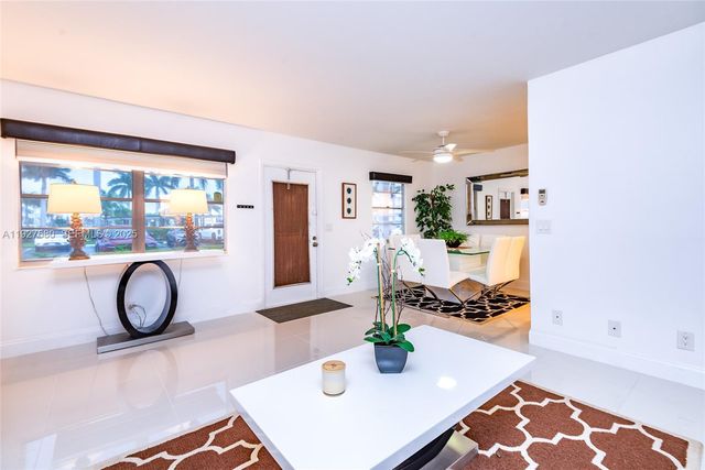 1061 Exeter D 1061 D, Boca Raton, FL 33434