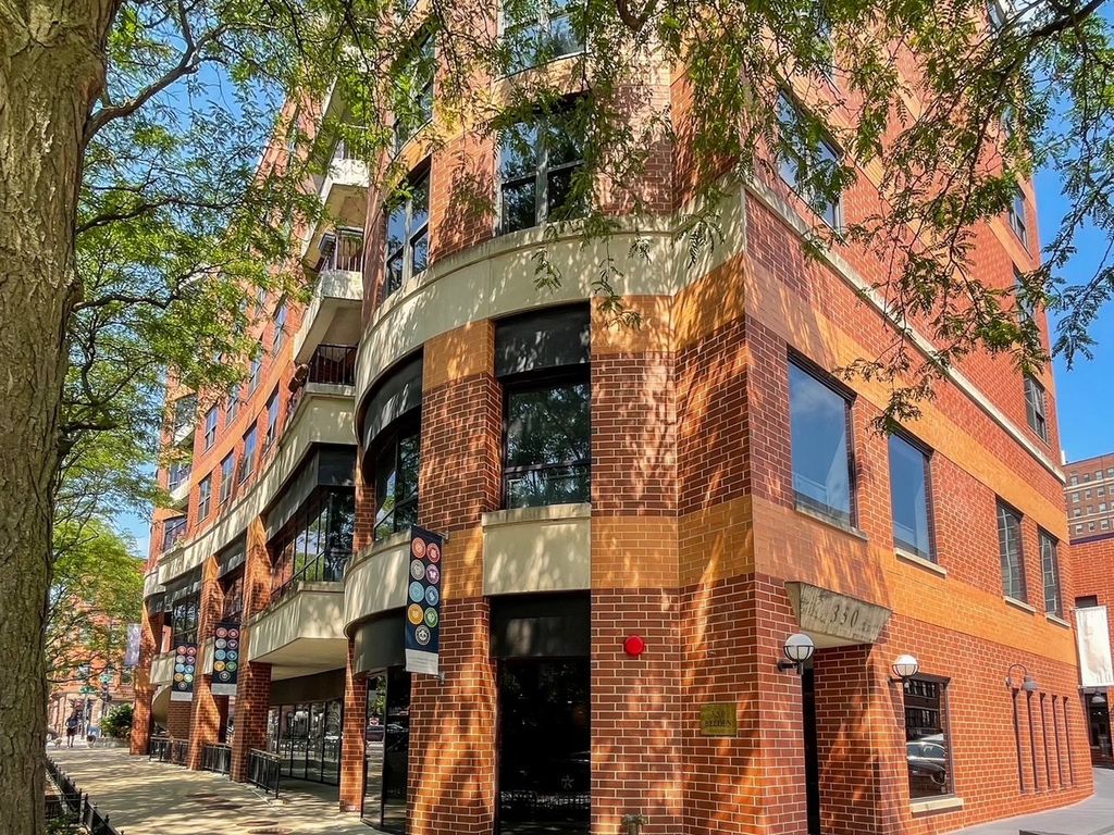 350 W Belden Avenue 511, Chicago, IL 60614 — photo 2