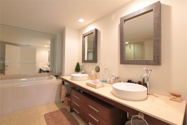 495 Brickell Avenue 4703, Miami, FL 33131