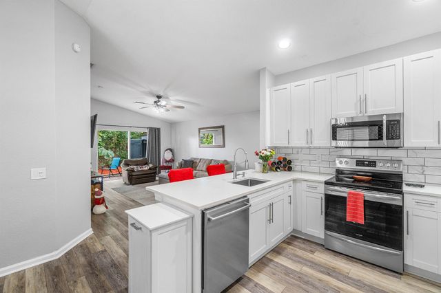 5112 Aurora Lake Circle, Greenacres, FL 33463