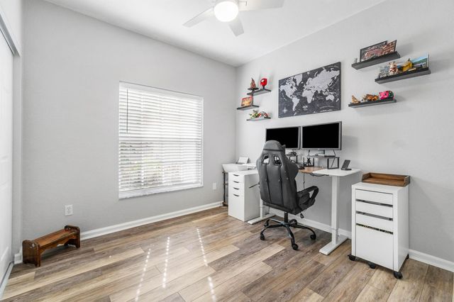 5112 Aurora Lake Circle, Greenacres, FL 33463