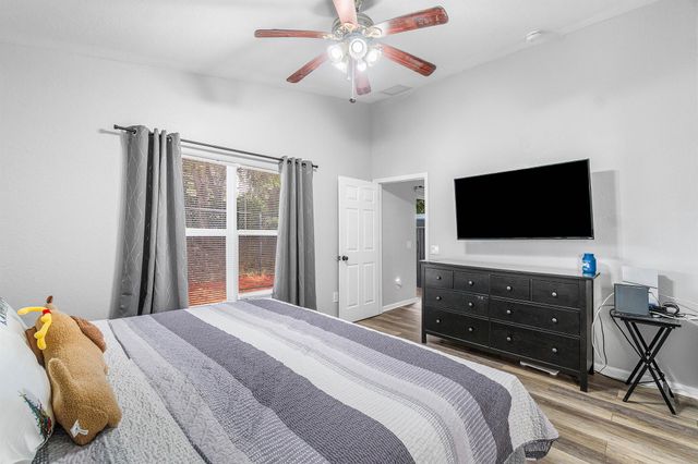 5112 Aurora Lake Circle, Greenacres, FL 33463