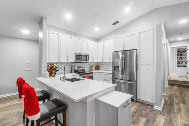 5112 Aurora Lake Circle, Greenacres, FL 33463