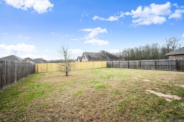 8890 Black Birch Ave, Zachary, LA 70791