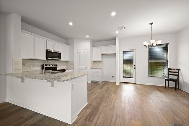 8890 Black Birch Ave, Zachary, LA 70791