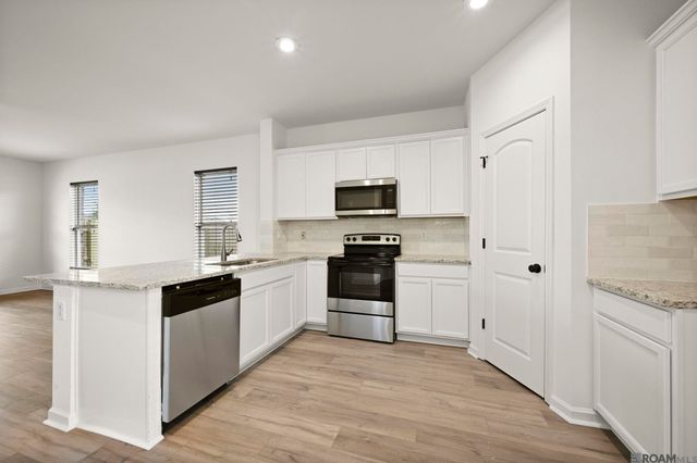 8890 Black Birch Ave, Zachary, LA 70791