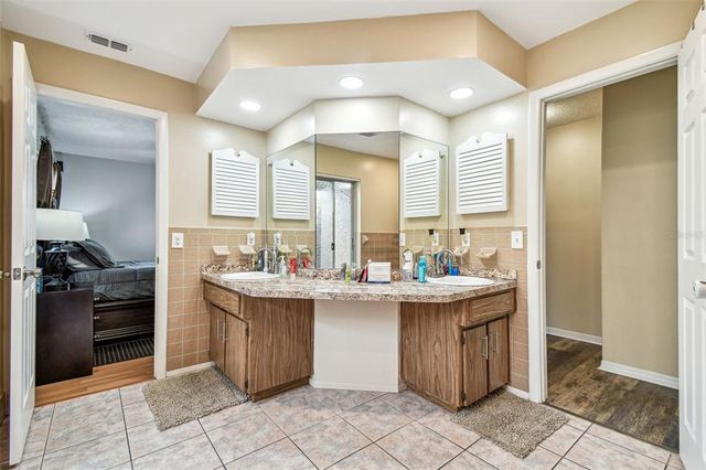 8225 MEDFORD DRIVE, Port Richey, FL 34668
