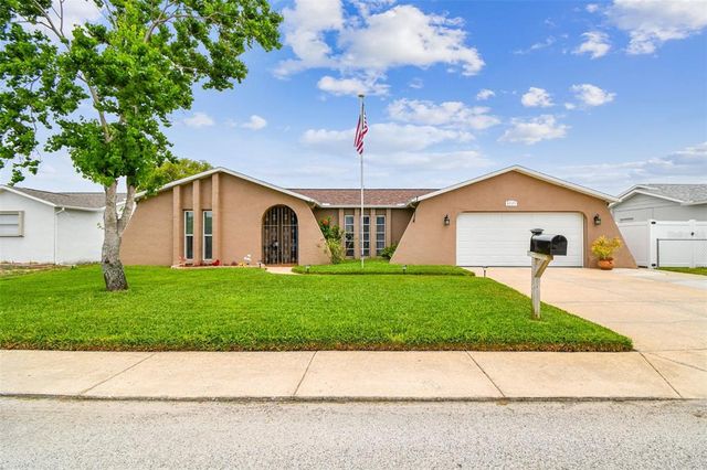 8225 MEDFORD DRIVE, Port Richey, FL 34668