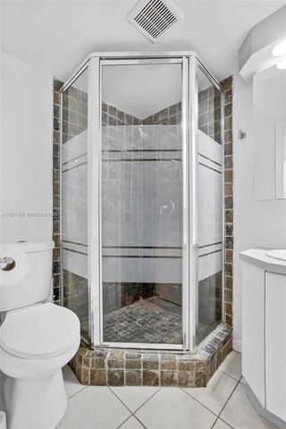 3545 NE 167th St 208, North Miami Beach, FL 33160