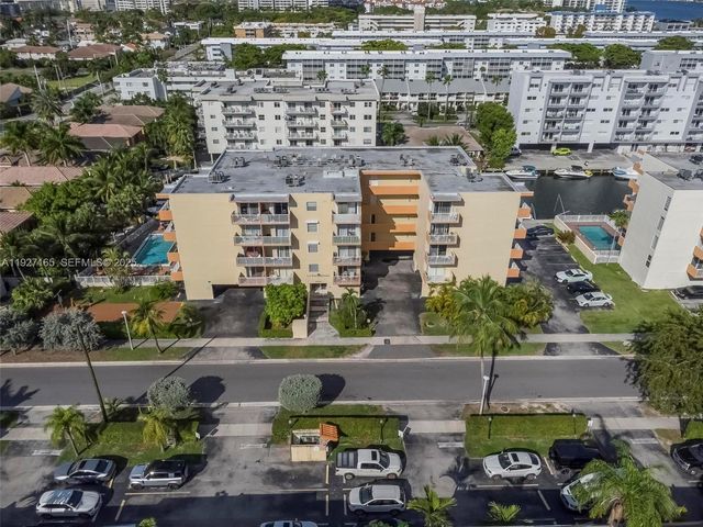 3545 NE 167th St 208, North Miami Beach, FL 33160