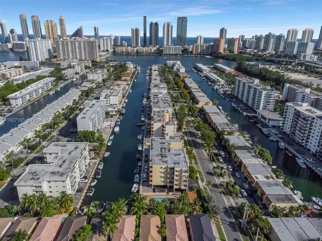 3545 NE 167th St 208, North Miami Beach, FL 33160
