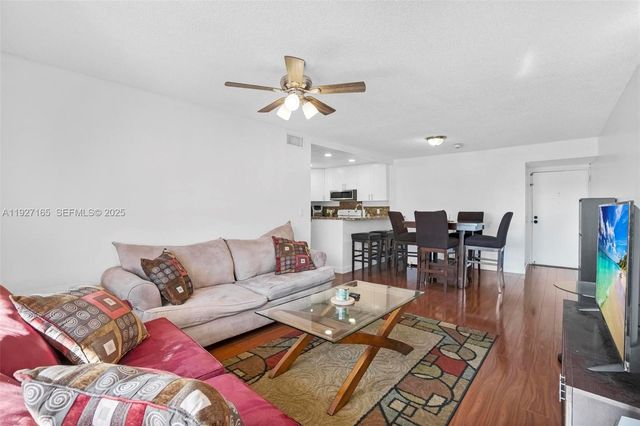 3545 NE 167th St 208, North Miami Beach, FL 33160