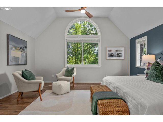 5575 SUNCREEK Dr, Lake Oswego, OR 97035
