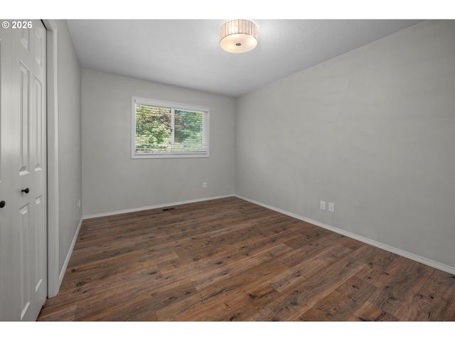 5575 SUNCREEK Dr, Lake Oswego, OR 97035