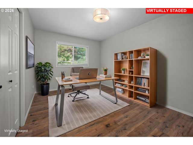 5575 SUNCREEK Dr, Lake Oswego, OR 97035