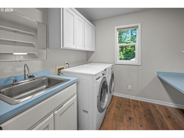 5575 SUNCREEK Dr, Lake Oswego, OR 97035