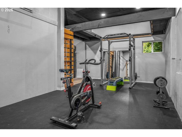 5575 SUNCREEK Dr, Lake Oswego, OR 97035