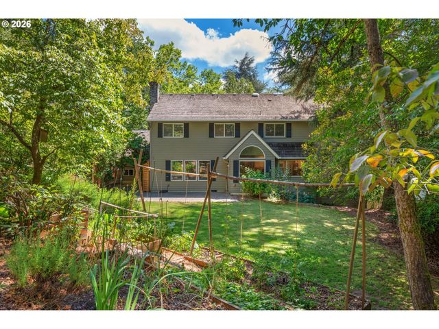 5575 SUNCREEK Dr, Lake Oswego, OR 97035