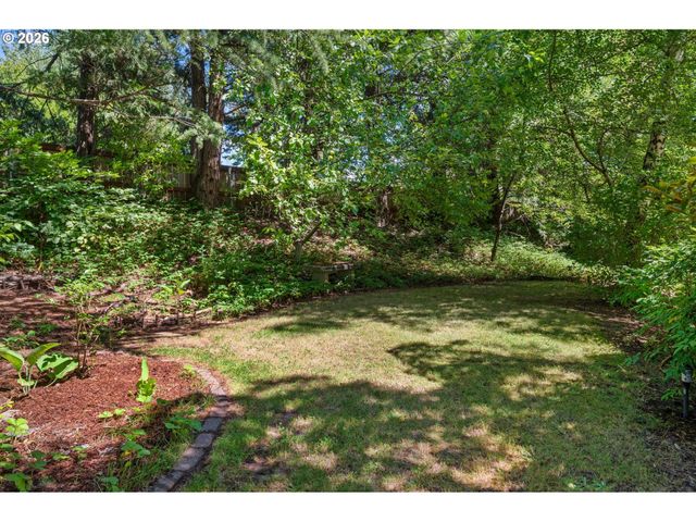 5575 SUNCREEK Dr, Lake Oswego, OR 97035