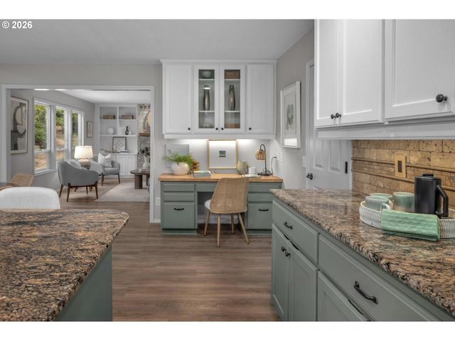 5575 SUNCREEK Dr, Lake Oswego, OR 97035