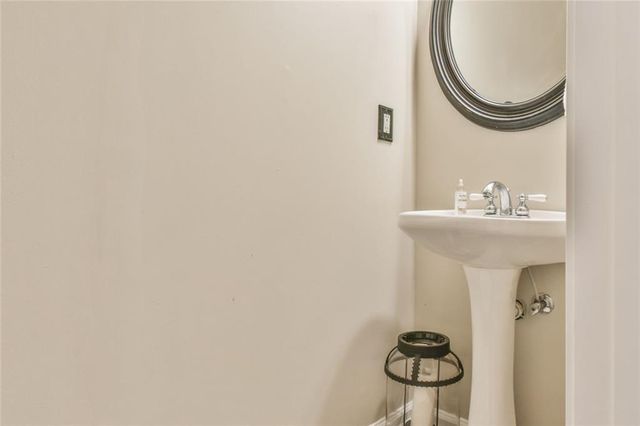 1430 Woodpoint Way, Lawrenceville, GA 30043