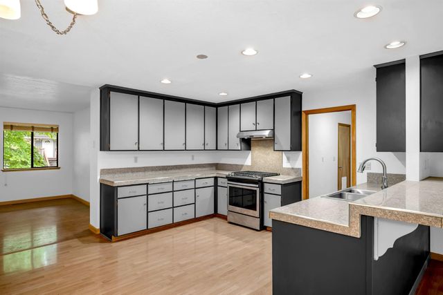 2923 Kimberly Ln, Pollock Pines, CA 95726