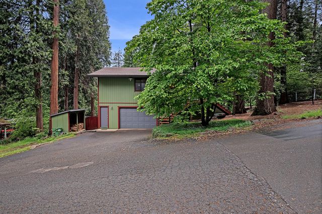 2923 Kimberly Ln, Pollock Pines, CA 95726