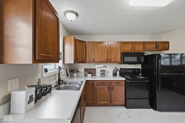 995 E Gray Street, Martinsville, IN 46151