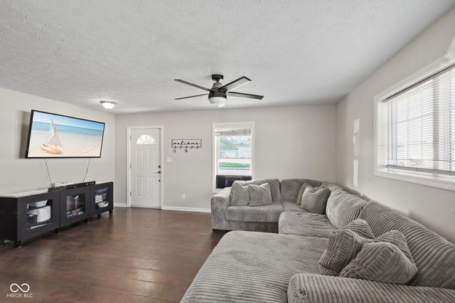 995 E Gray Street, Martinsville, IN 46151