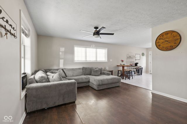 995 E Gray Street, Martinsville, IN 46151