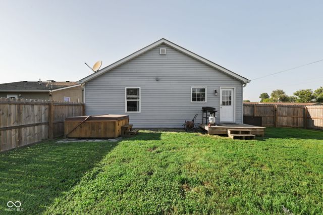 995 E Gray Street, Martinsville, IN 46151