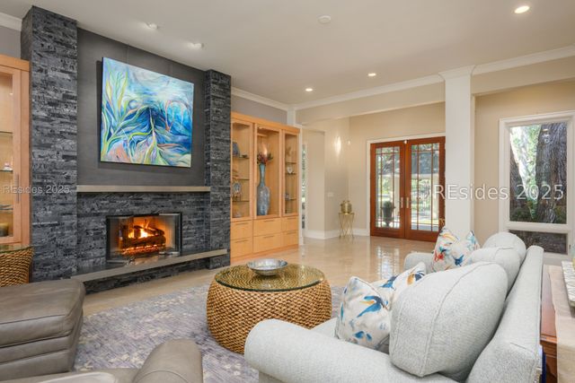 65 N Port Royal Dr, Hilton Head Island, SC 29928