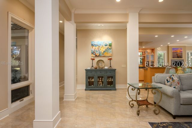 65 N Port Royal Dr, Hilton Head Island, SC 29928