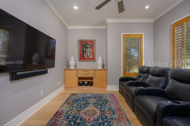 65 N Port Royal Dr, Hilton Head Island, SC 29928