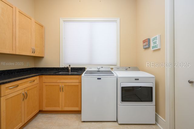 65 N Port Royal Dr, Hilton Head Island, SC 29928