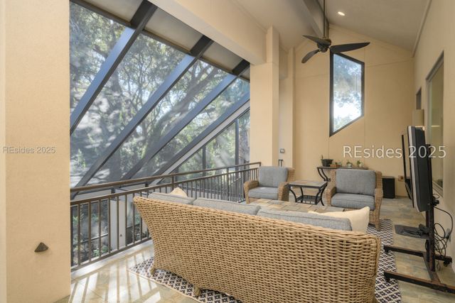 65 N Port Royal Dr, Hilton Head Island, SC 29928