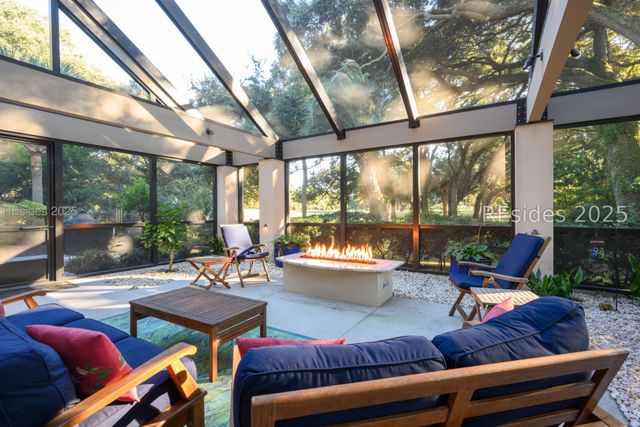 65 N Port Royal Dr, Hilton Head Island, SC 29928