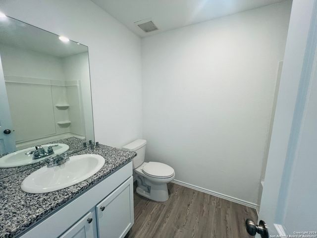 5475 Calton Bend, San Antonio, TX 78253