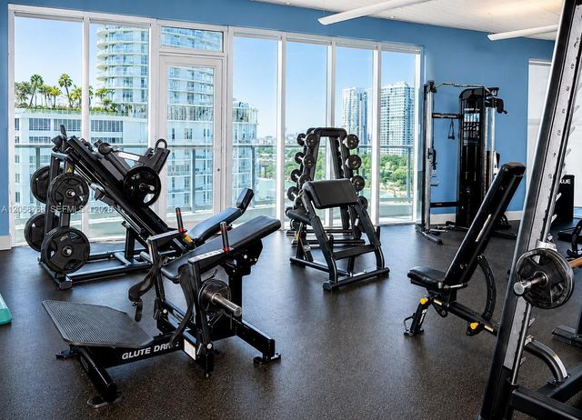 185 SW 7th Street 2503, Miami, FL 33130