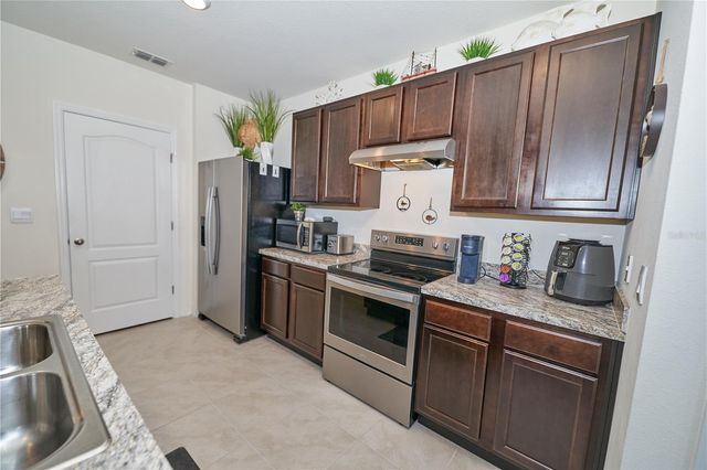 576 BOARDWALK AVENUE, Haines City, FL 33844