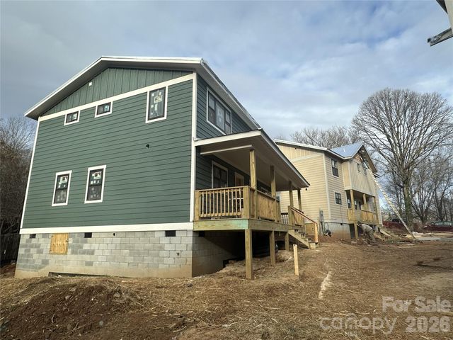 15 Fireside Drive, Asheville, NC 28806