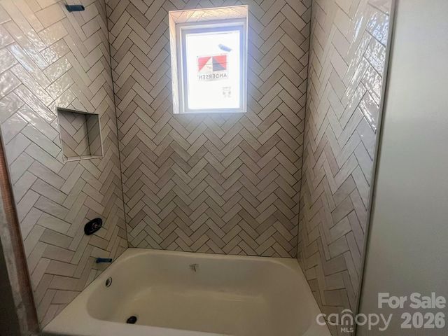 15 Fireside Drive, Asheville, NC 28806