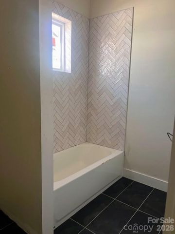 15 Fireside Drive, Asheville, NC 28806