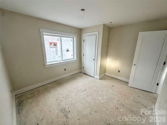 15 Fireside Drive, Asheville, NC 28806