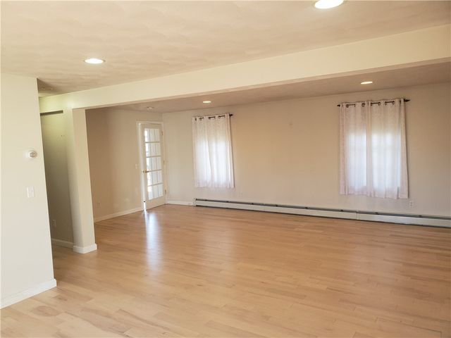 35 Ferncliff Avenue, North Providence, RI 02911