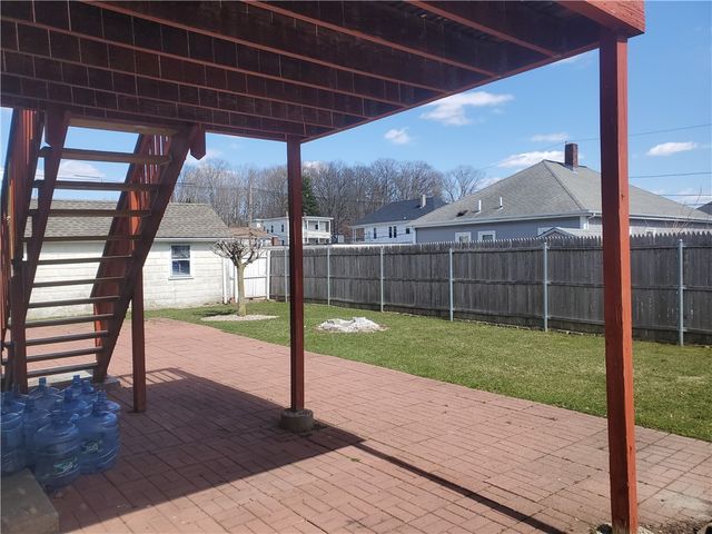 35 Ferncliff Avenue, North Providence, RI 02911