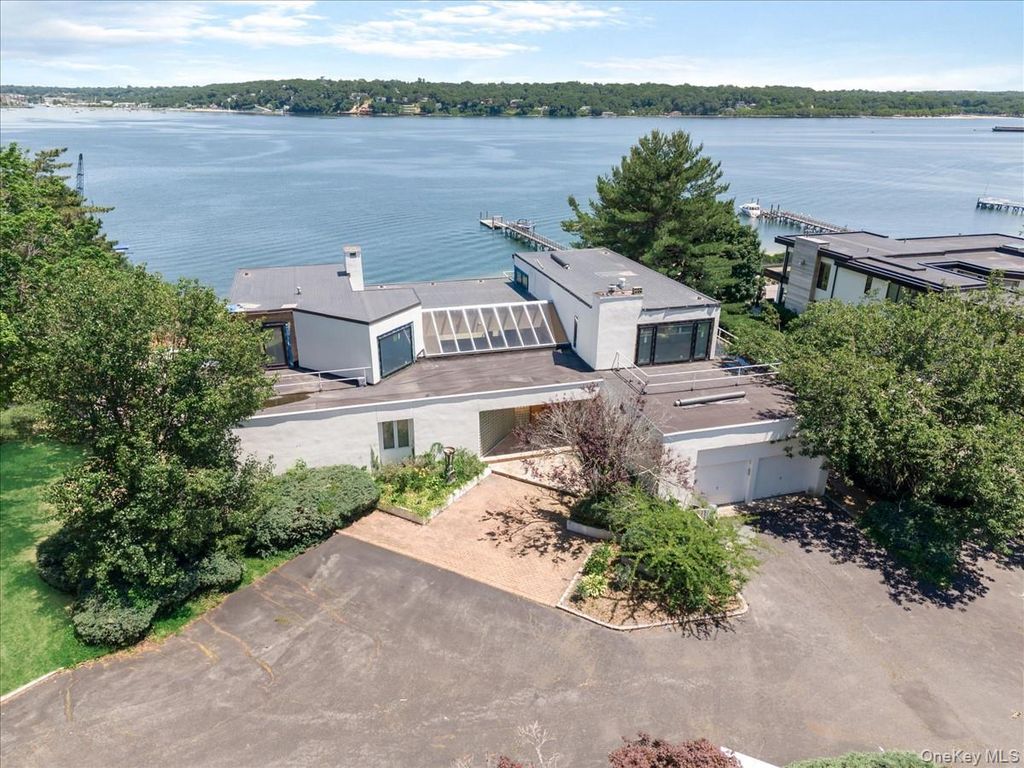 2 Todd Drive, Sands Point, NY 11050 — exterior