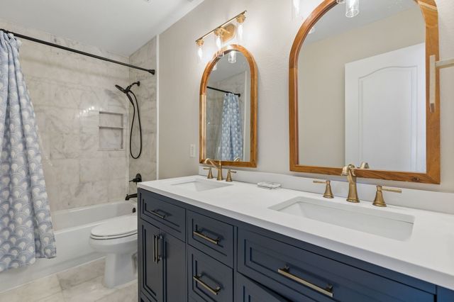 3804 Calloway Drive, Mansfield, TX 76063
